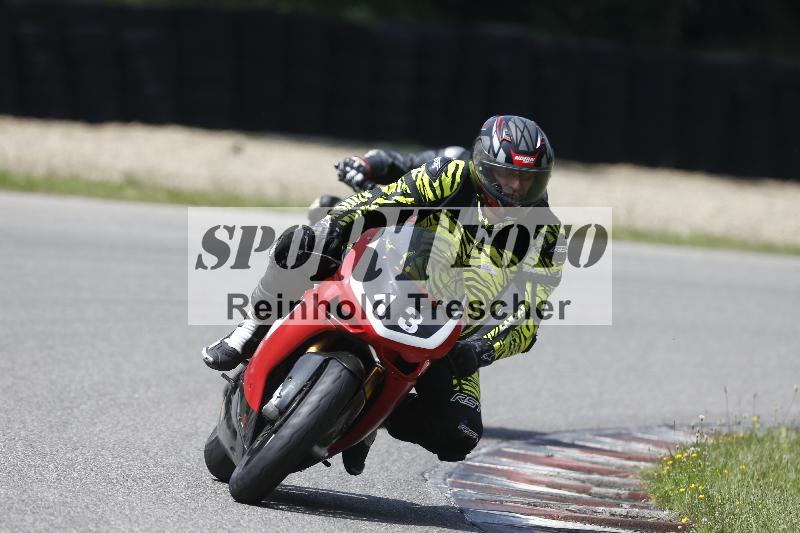 /27 12.06.2025 Ducati Schweiz Trackday Warmup  ADR/blau-bleu/13